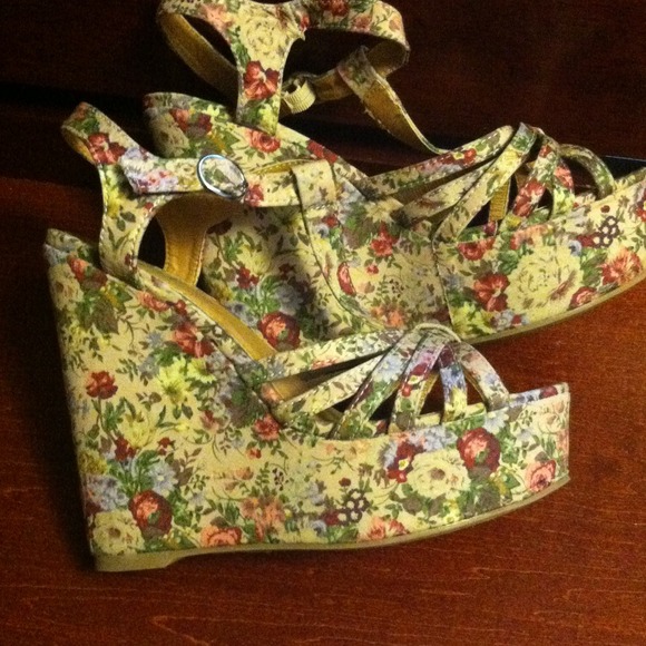 Shi wedges