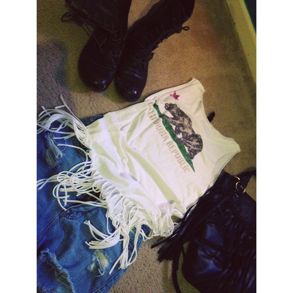 Sold California republic muscle tee