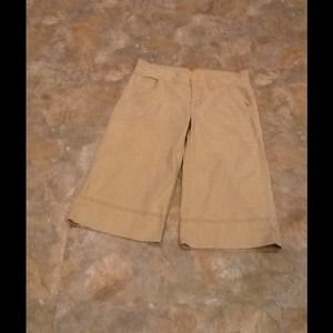 🎈🎈American Eagle capris 🔥 REDuCED😊🎈❗️