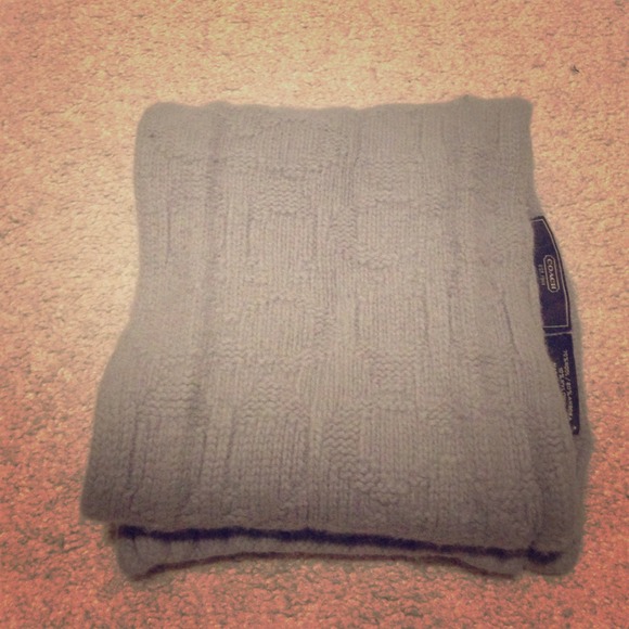 Coach scarf
