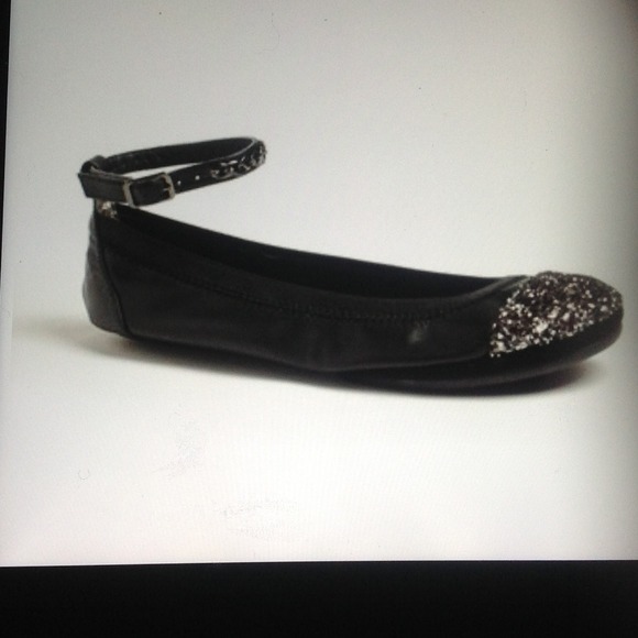 Yosi Samra foldable ballet flat.