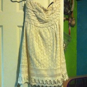 Wet Seal Strapless dress