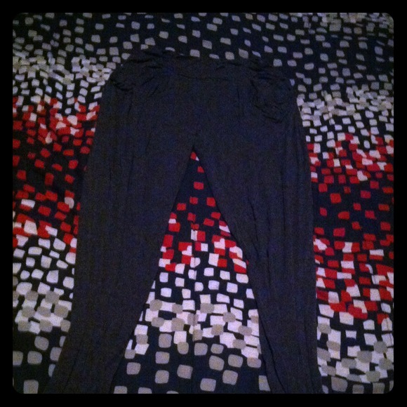 Gray leggings