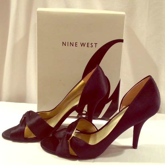 NIB Nine West Black Satin 'Jojus' Open Toe Heels