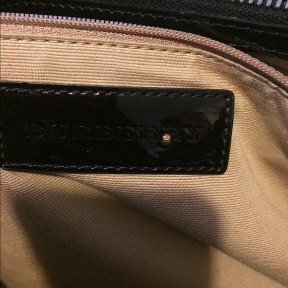 💰Sold 💰Burberry Tote 💯% Authentic - Picture 4 of 4