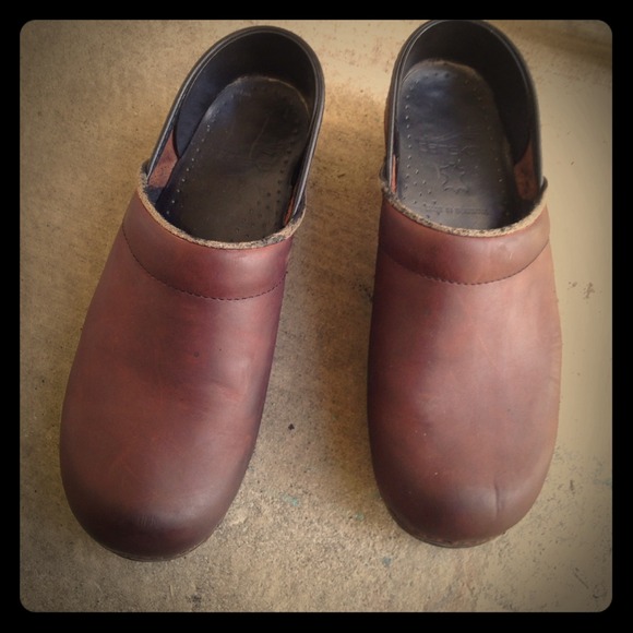 DANSKO  Shoes - DANSKO Clogs Brown size 38 = 7 7.5