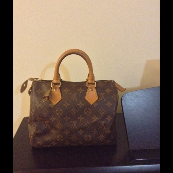 Sold...Authentic LV Speedy 25