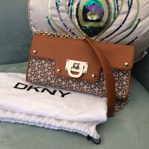 DKNY Neutral Leather&Canvas Monogram Shoulder Bag
