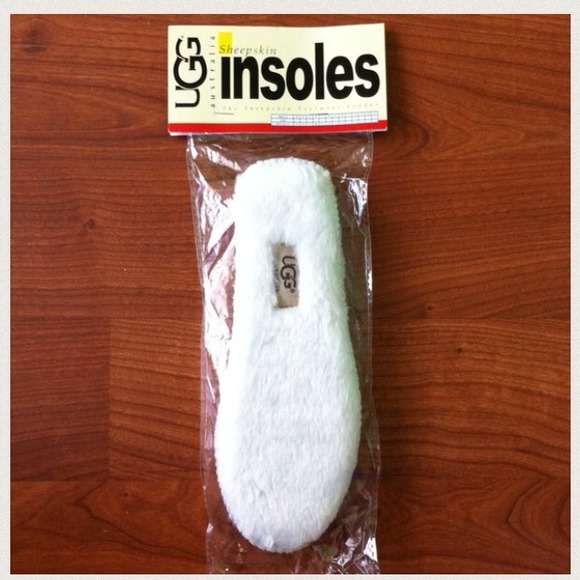 👏😊➡REDUCED⬅Authentic UGG insoles