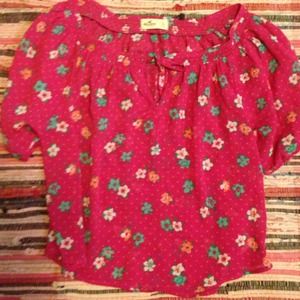 Pink floral Hollister shirt! NWOT.