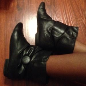 Shoes - Sheik black booties Shoes - Sheik black booties