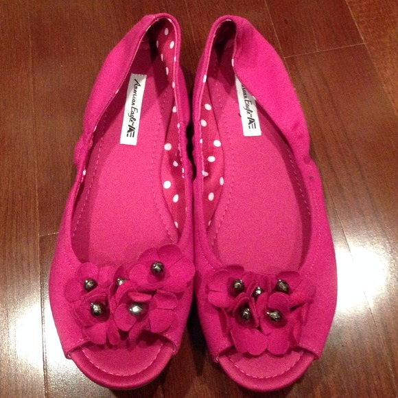 American Eagle pink ballet shoes!