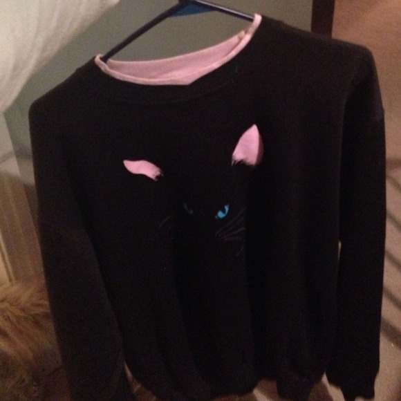 CAT SWEATER