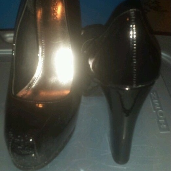Black leather shoes