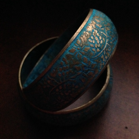 2pc Hand panted bangles