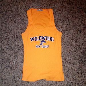 Neon orange wildwood top! 🌟
