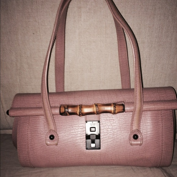 Authentic Gucci pink leather barrel purse