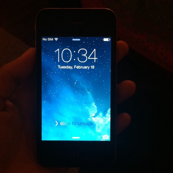More pics of unlocked iPhone 4 32gb