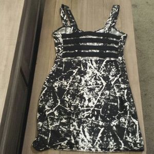 Blk/white dress