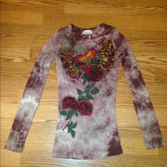 Embellished long sleeve top with rhinestones. Xs.