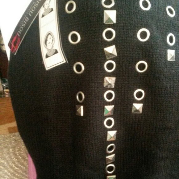 SALE🚨 BLACK BISOU BISOU KNIT STRETCHY SCARF. - Picture 2 of 2