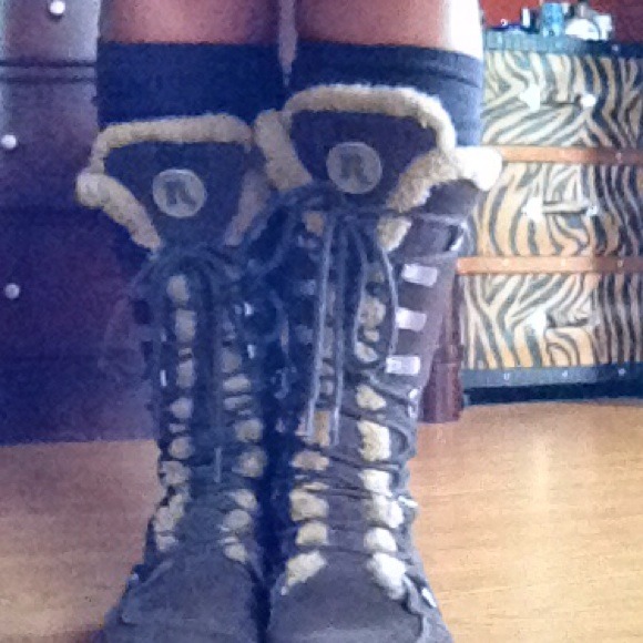 REDUCED!!!! Brown Report Boots