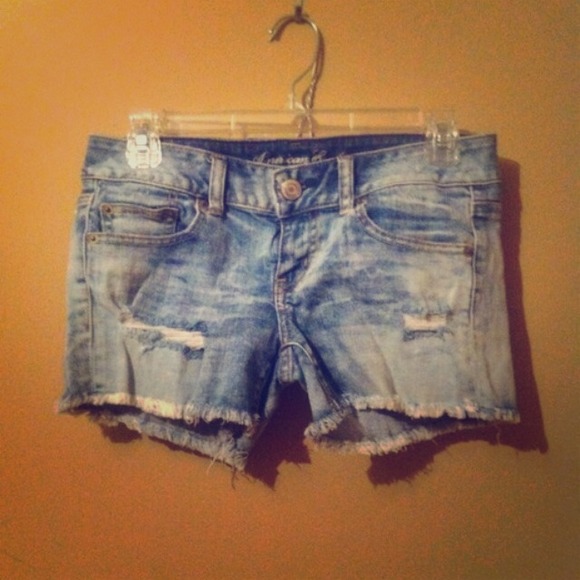 ‼️SOLD‼️American Eagle shorts