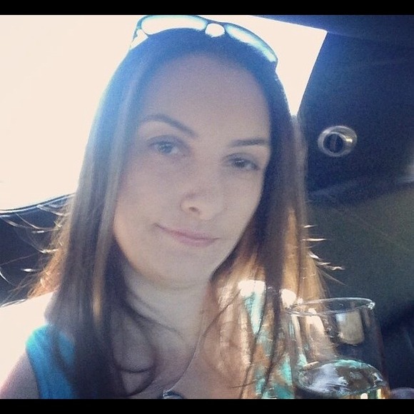 Welcome to my closet! - Picture 2 of 4