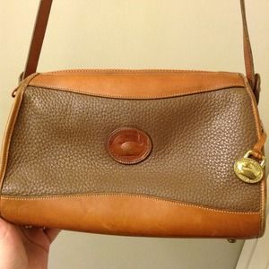 Authentic Vintage AWL Dooney & Bourke Crossbody