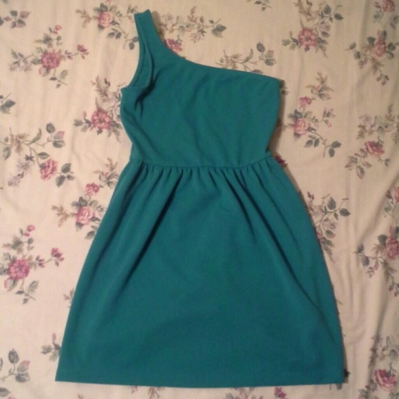 *SOLD ON VINTED* Teal one strap dress