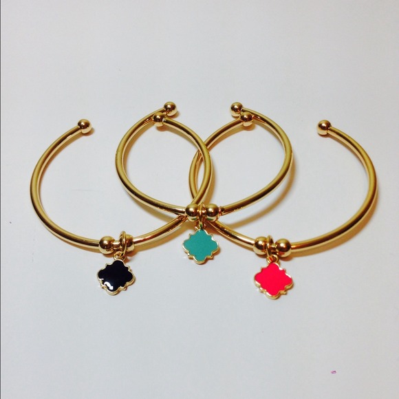 Epoxy Charm Bracelet Set - Picture 2 of 2