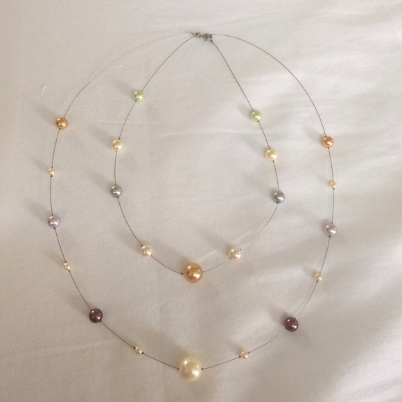 Multi-color faux pearl necklace