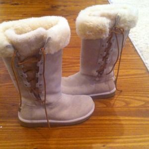 Ugg Shearling Boot - Special Series - Rare
