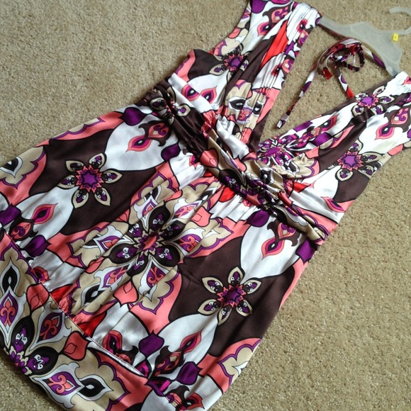 BEBE TOP - Picture 2 of 2