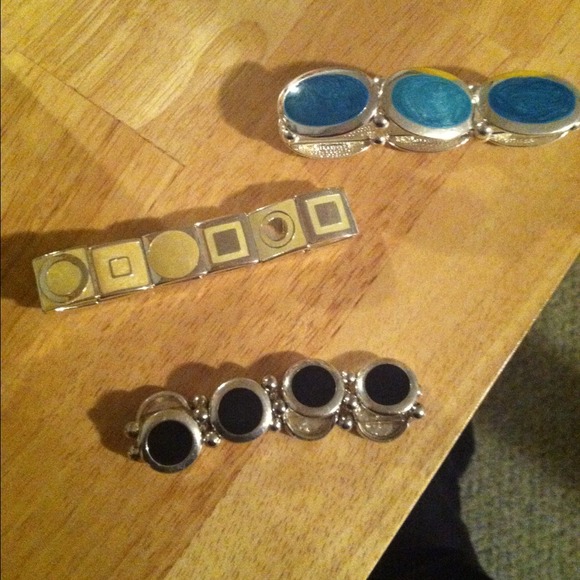 3 stretchy bracelets