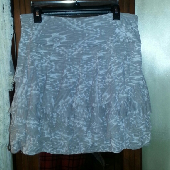Cute Ruffled Skirt  100% rayon KWOT
