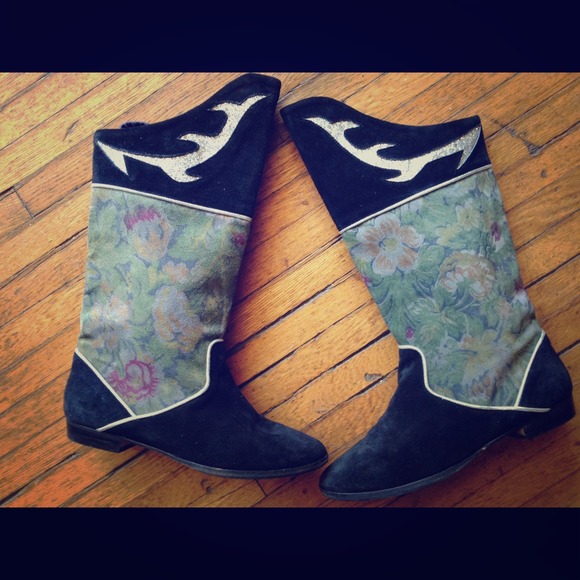Must see 80s designer floral electro slouch boots