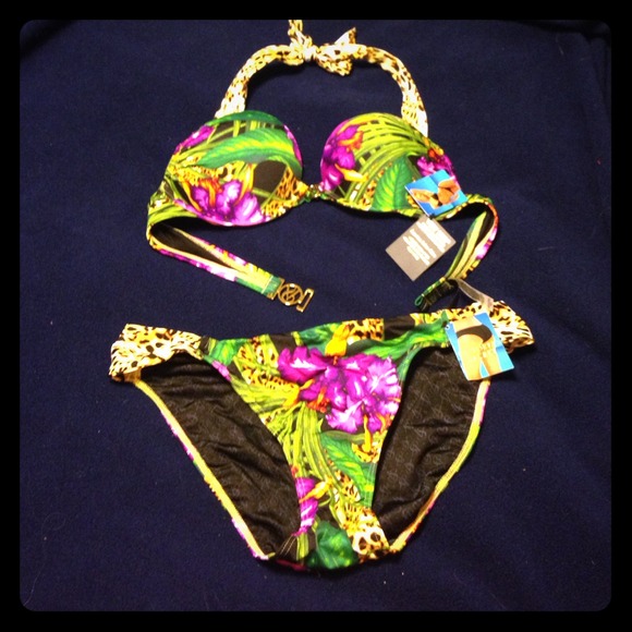 VS Bikini
