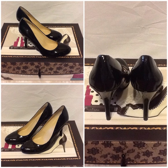 👠Nine West Patent Leather Pumps👠 - Picture 2 of 2