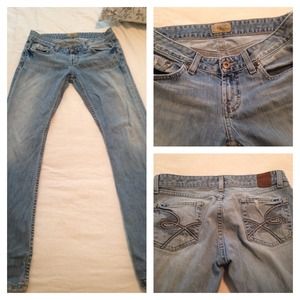 BKE STAR STRETCH JEANS SIZE 28x31 1/2