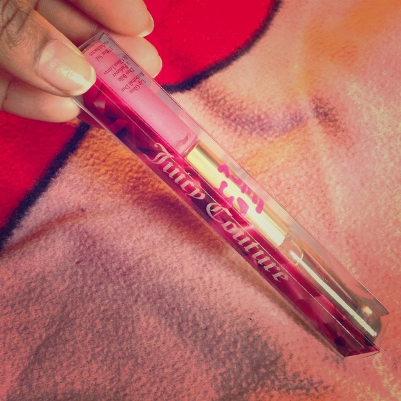 Juicy couture lips flood and roll on perfume