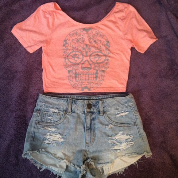 Pacsun Peach Skull Crop Top