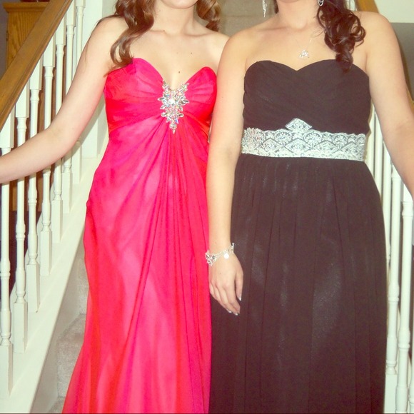 Hot pink prom dress!