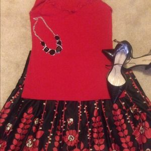 Pleated floral red and black skirt