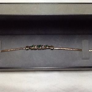 Emerald and Diamond bracelet