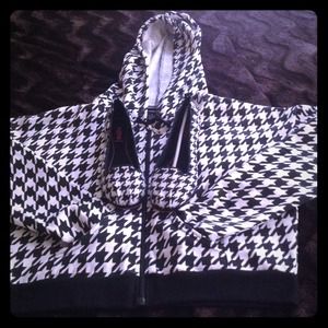 Nice hounds tooth jacket