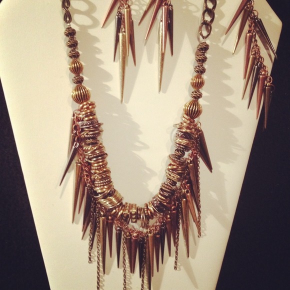 Handmade spike necklace