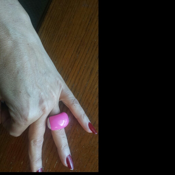 Silver ring - Picture 2 of 2