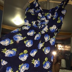 Abercrombie & Fitch floral dress NWT
