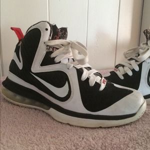 nike LEBRON 9 "freegums"